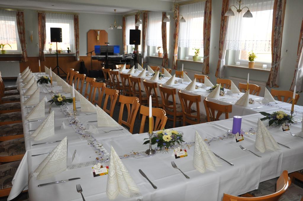 Hotel Elxleben Εξωτερικό φωτογραφία